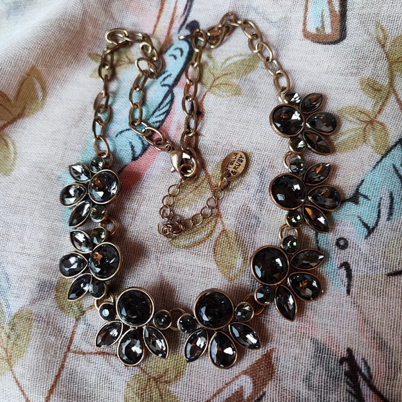 Stella and Ruby Dark Smoke Charcoal Stones Bezel Set Statement Necklace EUC - Picture 5 of 9